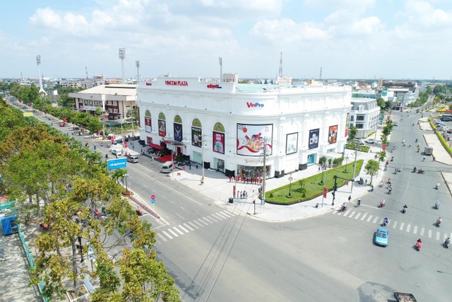 Khai trương 3 Vincom tại Thanh Hóa, Lâm Đồng và Long An - 1 Khai trương 3 Vincom tại Thanh Hóa, Lâm Đồng và Long An - 1