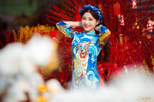 “Hot girl tráng bánh mướt” xứ Nghệ vừa xinh đẹp, lại đảm đang - 7 “Hot girl tráng bánh mướt” xứ Nghệ vừa xinh đẹp, lại đảm đang - 7
