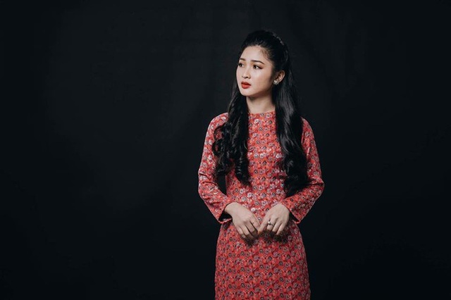 “Hot girl tráng bánh mướt” xứ Nghệ vừa xinh đẹp, lại đảm đang - 5 “Hot girl tráng bánh mướt” xứ Nghệ vừa xinh đẹp, lại đảm đang - 5
