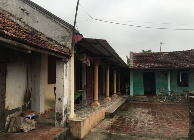 Gặp lại chiến sĩ duy nhất còn sống của Trung đội anh hùng Mai Quốc Ca - 6
Hiện ông sống với người vợ trong căn nhà cấp bốn đơn sơ ở quê nhà, còn các con trưởng thành ra ở riêng và công tác xa nhà