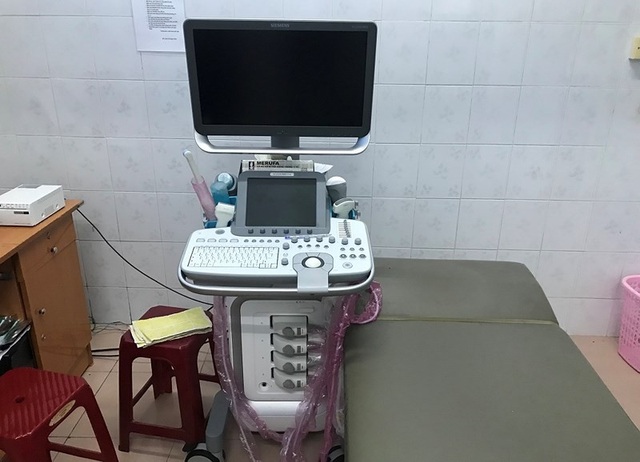Máy siêu âm trị giá 2 tỷ đồng tại Trung tâm y tế quận Thanh Khê - Ảnh: Hải Hiếu