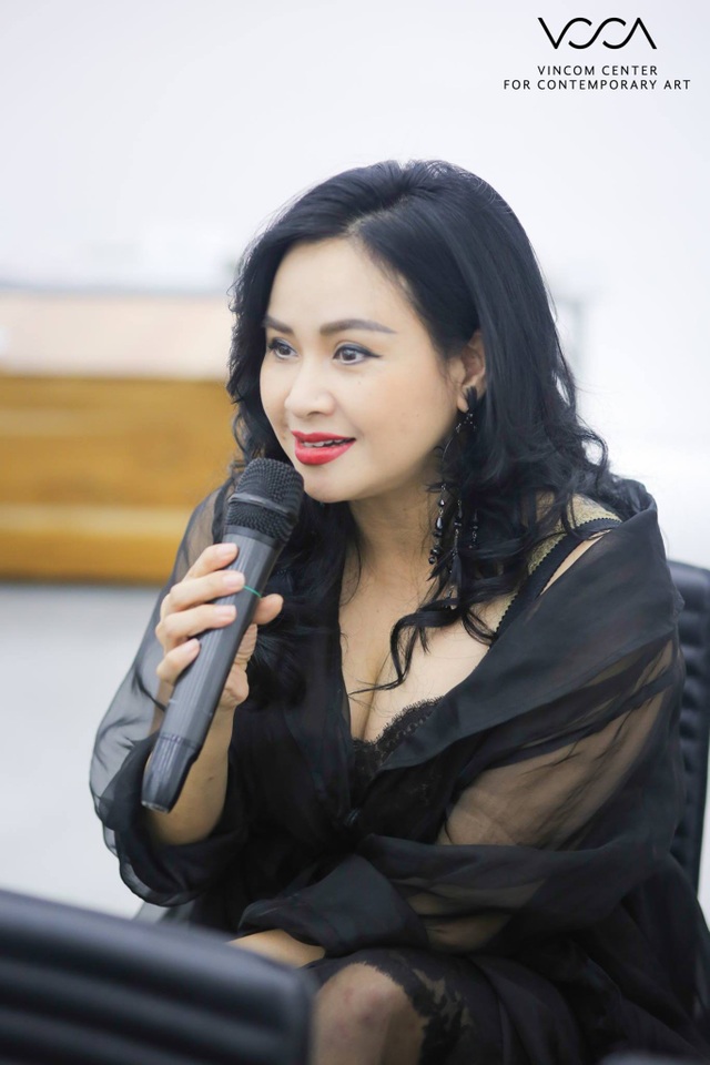 NSƯT Thanh Lam: “Tranh của họa sĩ Phạm Lực gợi cho tôi ký ức về ba” - 2 NSƯT Thanh Lam: “Tranh của họa sĩ Phạm Lực gợi cho tôi ký ức về ba” - 2