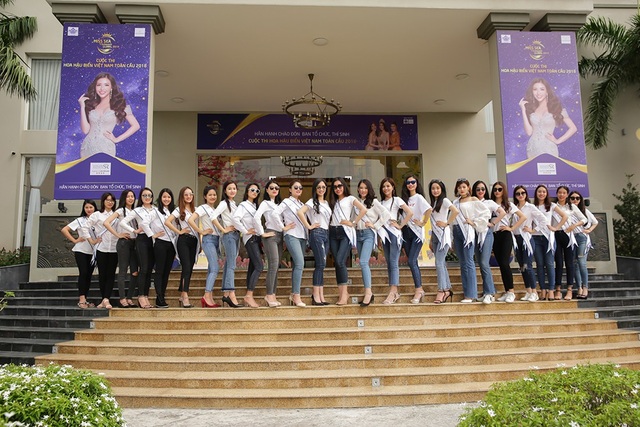 Nhan sắc Top 70 Hoa hậu biển hai miền lộ diện trước đêm Bán kết - 1 Lần đầu tiên thí sinh 2 miền hội ngộ