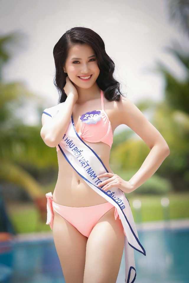 Top 70 cực kỳ nóng bỏng trong trang phục bikini - 10 Nguyễn Thùy Linh