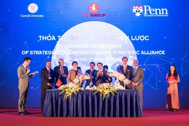 Giáo sư Mỹ: Sẽ "biến" VinUni lọt tốp đại học hàng đầu thế giới? - 1
Lễ ký kết giữa Vingroup với Đại học Cornell (Cornell) và Đại học Pennsylvania (Penn) của Hoa Kỳ