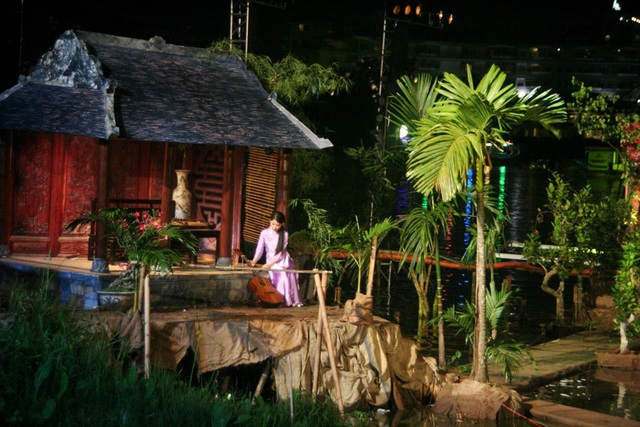 Âm vọng sông Hương - “bài ca” về người dân sông nước xứ Huế - 4 Câu chuyện tình giữa Hàn Mặc Tử và Kim Cúc được tái hiện
