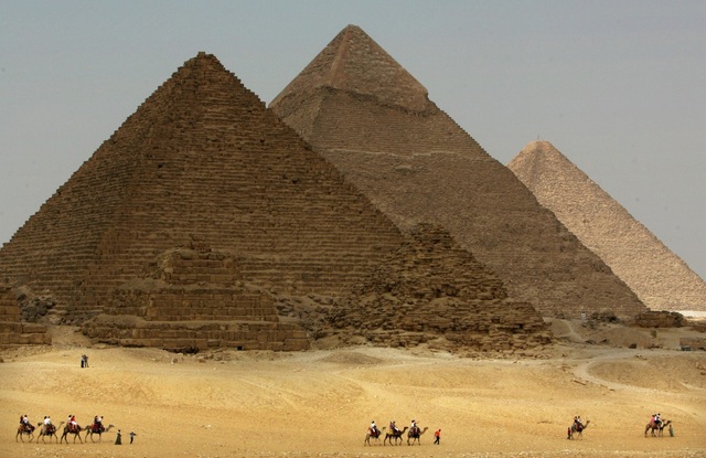 
Kim tự tháp tại Giza. Ảnh: Reuters
