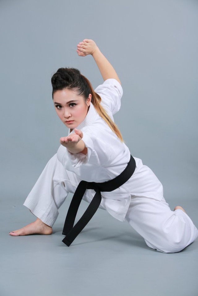Gemma Nguyễn: “Tôi không thể lúc nào cũng mạo hiểm với cơ thể mình” - 6 Gemma Nguyễn: “Tôi không thể lúc nào cũng mạo hiểm với cơ thể mình” - 6