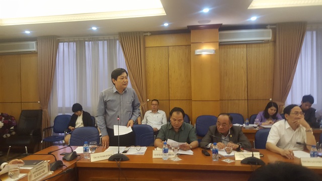 Bộ Tư pháp nói gì về việc không kê biên tài sản của ông Đinh La Thăng? - 1 Ông Nguyễn Văn Sơn trả lời tại cuộc họp báo.