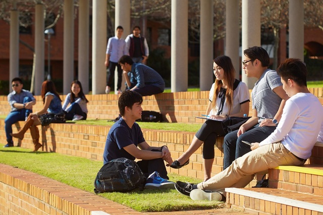 Chinh phục Đại học Úc - Top 1% thế giới với chi phí tiết kiệm, không chứng minh tài chính - 2
SV có thể chuyển tiếp sang Úc vào bất kỳ thời gian nào mong muốn