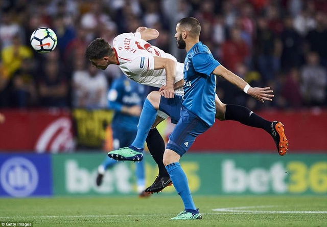Sevilla 3-2 Real Madrid: Tội đồ Sergio Ramos - 2
Real Madrid mắc khá nhiều sai lầm trong phòng ngự