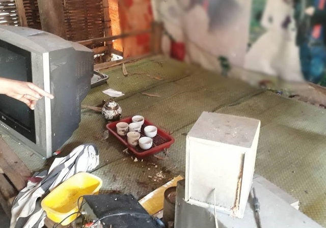 Bé gái 15 tuổi sinh con kể bị bác ruột hãm hiếp nhiều lần - 3 Hiện ông N. đã rời khỏi địa phương
