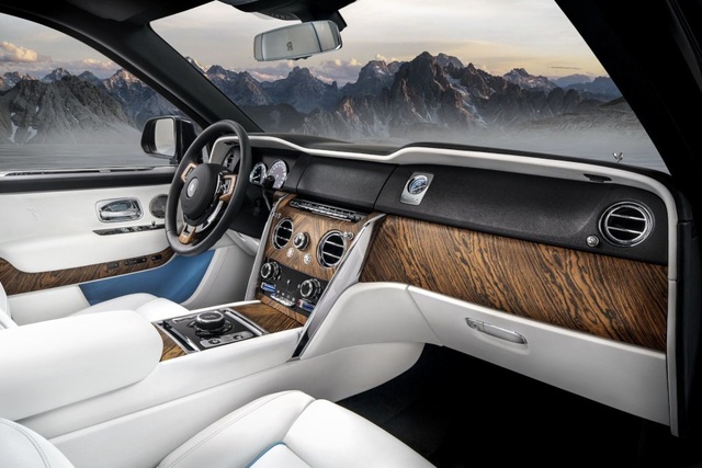Rolls-Royce Cullinan chính thức trình làng - SUV "bom tấn" - 15 Rolls-Royce Cullinan chính thức trình làng - SUV "bom tấn" - 15