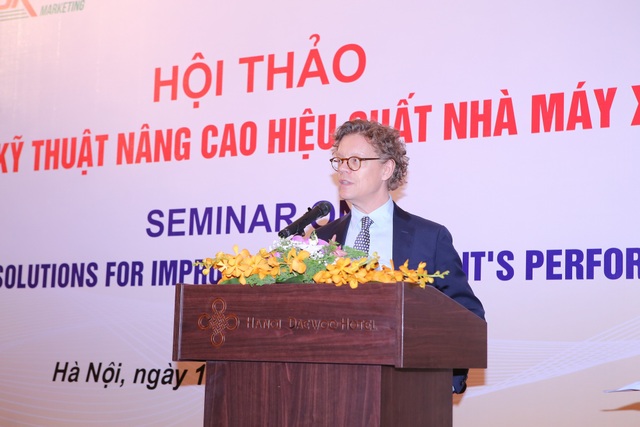 Hội thảo giải pháp kỹ thuật nâng cao hiệu suất nhà máy xi măng - 2
Đại sứ Thụy Điển Ông Pereric Hoberg (Đại sứ Thụy Điển) rất ủng hộ Hội thảo đưa ra những giải pháp nâng cao hiệu suất cho nhà máy xi măng.