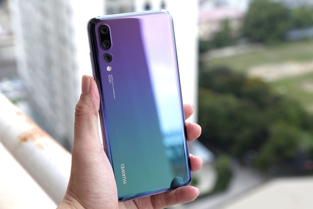 Trên tay Huawei P20 Pro chuẩn bị bán tại Việt Nam - 4 Huawei P20 Pro