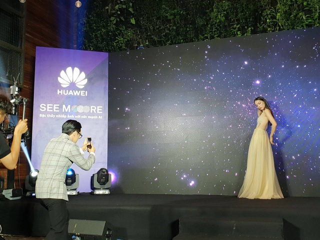 Huawei P20 Pro có 3 camera với ống kính Leica ra mắt tại Việt Nam - 29 Huawei P20 Pro có 3 camera với ống kính Leica ra mắt tại Việt Nam - 29