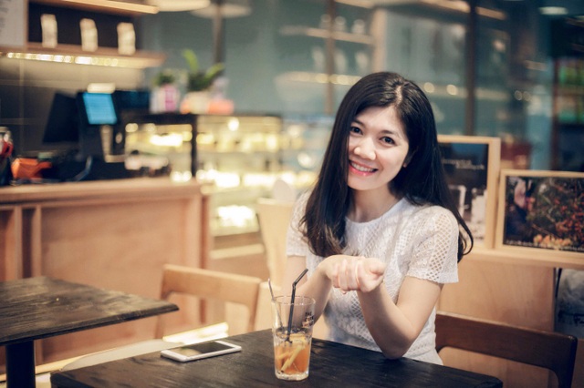 Tung khoc vi xau van dam ban hang online ba me don than Tay Tung khoc vi xau van dam ban hang online ba me don than Tay