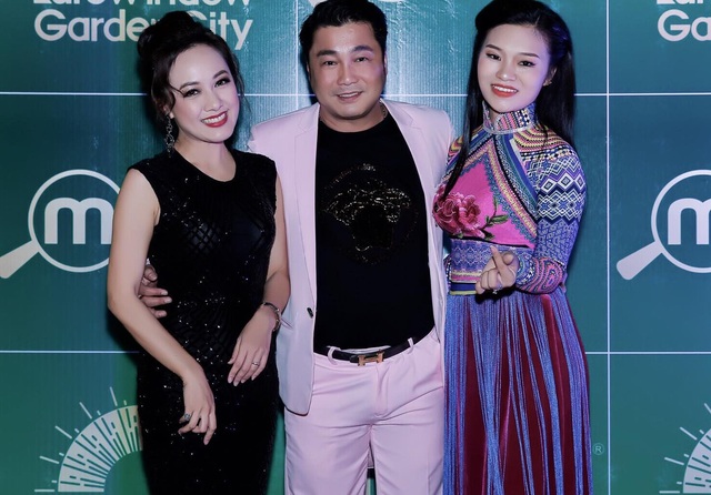 Điều ít biết về vai “trùm ma tuý" của BTV Hoài Anh cách đây 15 năm - 8 Hoài Anh và Lý Hùng hội ngộ trong một sự kiện sau nhiều năm hợp tác trong phim.