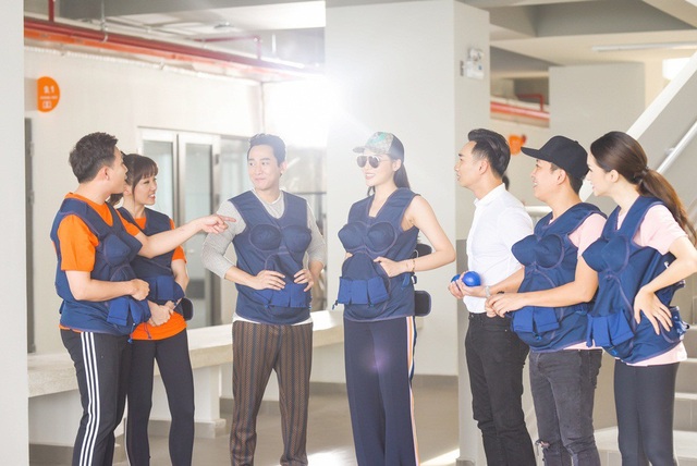 Hé lộ cảnh Trấn Thành, Trường Giang, Hứa Vĩ Văn... gào thét, bật khóc khi sinh con - 1 Trấn Thành - Hari Won, Trường Giang - Hương Giang, Hứa Vĩ Văn - Kỳ Duyên đã rất thu hút khán giả ngay từ khi chương trình chưa lên sóng.