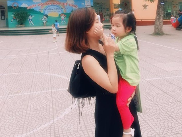 Câu chuyện buồn của nữ sinh Bách khoa đưa con 3 tuổi đi nhận bằng tốt nghiệp - 3
My chưa bao giờ hối hận vì ngày đó đã giữ lại con