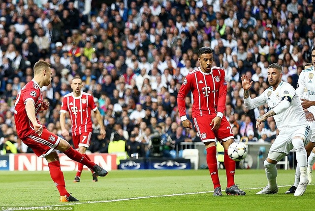 Hòa Real Madrid 2-2, Bayern Munich dừng bước đầy tiếc nuối - 1
Kimmich mở tỷ số cho Bayern Munich từ rất sớm
