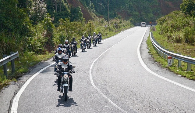 Cung đường cao nguyên với những cảm xúc bùng nổ sau tay lái - 2 Cung đường cao nguyên với những cảm xúc bùng nổ sau tay lái - 2