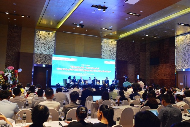 Sau 1 tháng, lô đất 700 triệu đồng được "hét" giá 1,5 tỷ đồng - 2 Hàng trăm chuyên gia và đại diện các doanh nghiệp có mặt tại hội thảo.