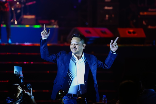 “Chúng tôi đã tìm thấy những hạt kim cương thô cho nền âm nhạc Việt" - 1 Giám đốc sản xuất Nguyễn Thùy Dương.