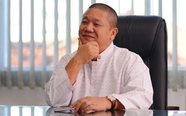 Đại gia Lê Phước Vũ bán đất thu cả trăm tỷ đồng, cổ phiếu vẫn “giật lùi” - 1 Cổ phiếu HSG diễn biến bất lợi bất chấp Hoa Sen vừa công bố thông tin liên quan đến kết quả chuyển nhượng bất động sản tại quận 9, TPHCM.