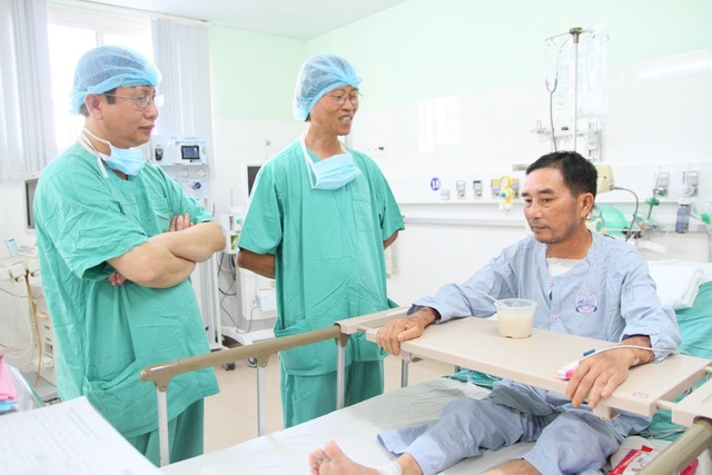 Bệnh nhân Huế mang trái tim Hà Nội: Nguyện làm con của gia đình người hiến tặng - 2
Bệnh nhân Trần Tuấn phục hồi sức khỏe tốt hơn mong đợi