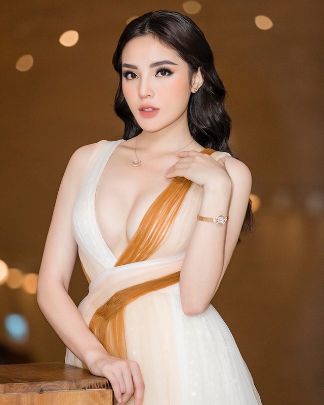 Trước Bích Phương, 3 mỹ nhân này cũng lao đao vì bị nhầm đóng phim sex - 14 Trước Bích Phương, 3 mỹ nhân này cũng lao đao vì bị nhầm đóng phim sex - 14