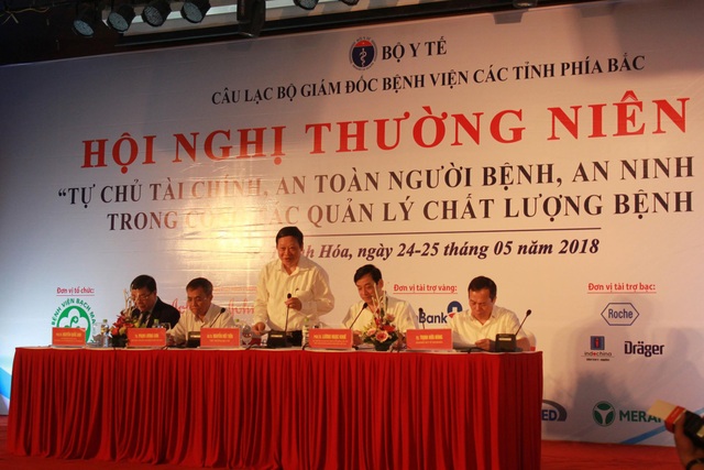 Chống lạm dụng dịch vụ khi bệnh viện tự chủ tài chính - 1 Thứ trưởng Nguyễn Viết Tiến phát biểu chỉ đạo tại hội nghị. Ảnh: L.H