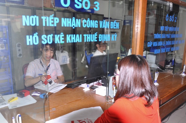 Biến động lớn ngành thuế: Giảm một nửa số chi cục thuế trong 2 năm tới - 1 Nhân sự ngành thuế sẽ có sự xáo trộn mạnh trong thời gian tới?