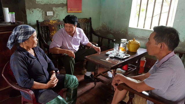 Làng xóm xôn xao, hoang mang vì “Hội thánh Đức Chúa Trời” - 1
Người dân xã Tiền Phong hoang mang trước sự xuất hiện cuả Hội thánh Đức Chúa Trời.