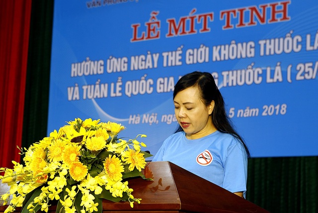 Thuốc lá gây ra hàng loạt ca đột quỵ tim - 1 Bộ trưởng Bộ Y tế kêu gọi người dân từ bỏ thuốc lá để bảo vệ sức khỏe. Ảnh: Dương Ngọc.