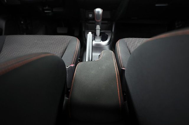 Honda Jazz - “Cú đánh lái bất ngờ” ở phân khúc hạng B - 16 Honda Jazz - “Cú đánh lái bất ngờ” ở phân khúc hạng B - 16