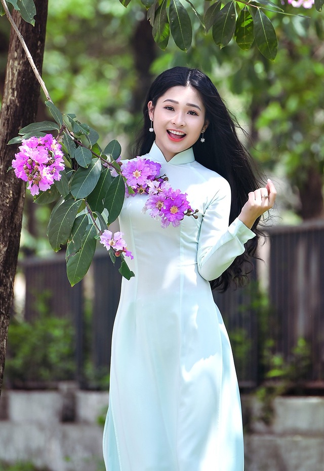 "Hot girl tráng bánh mướt" xứ Nghệ xinh tươi trong bộ ảnh chào Hè - 10 "Hot girl tráng bánh mướt" xứ Nghệ xinh tươi trong bộ ảnh chào Hè - 10