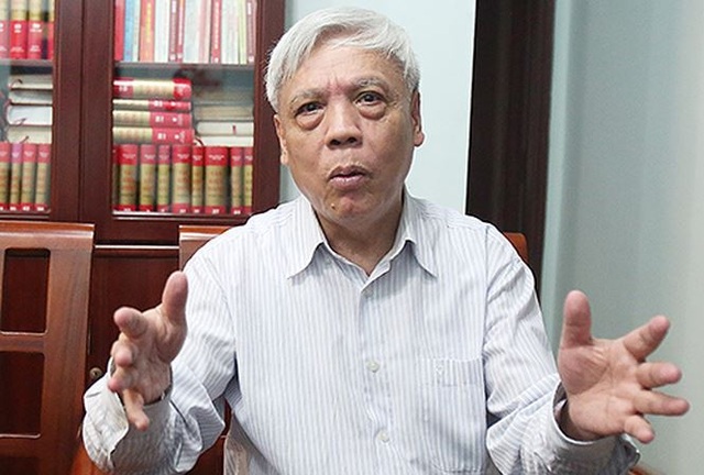 Xây dựng cán bộ cấp chiến lược: Tiêu chí quan trọng nhất là không… “chạy”! - 1
Nguyên Viện trưởng Viện Lịch sử Đảng Nguyễn Trọng Phúc: Công tác nhân sự vẫn “để lọt” cán bộ có vi phạm vào bộ máy, kể cả ở cấp trung ương lẫn địa phương.