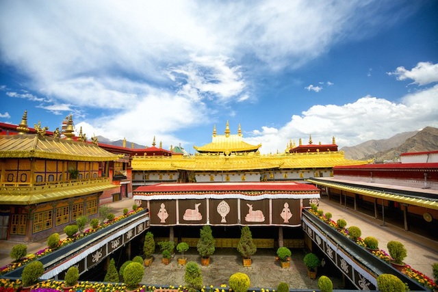 Những ngôi chùa phật giáo nổi tiếng nhất thế giới - 4 Những ngôi chùa phật giáo nổi tiếng nhất thế giới - 4