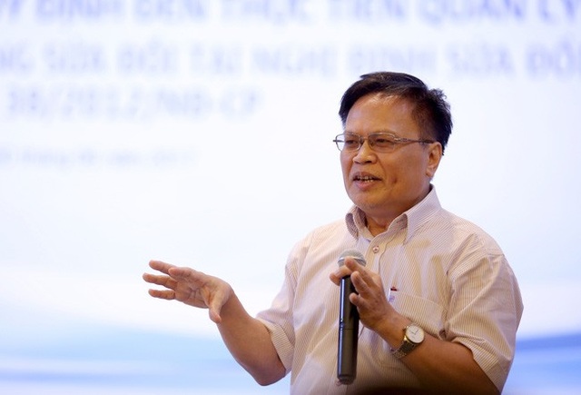 "Trong cuộc chơi Cách mạng 4.0, chúng ta không có gì để mất" - 1 TS Nguyễn Đình Cung, Viện trưởng Viện CIEM, thành viên Tổ Tư vấn kinh tế của Thủ tướng Chính phủ.