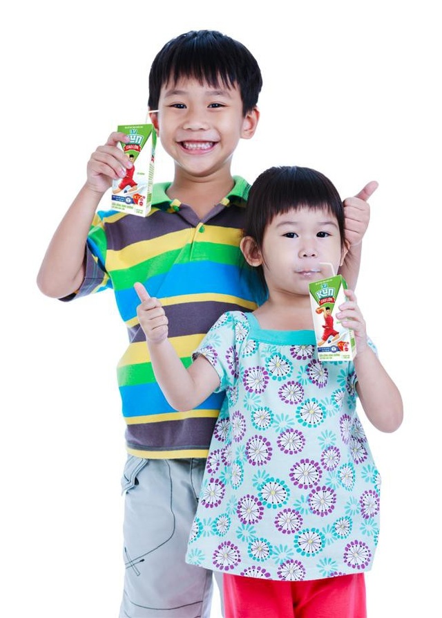 Đã chứng minh thành công công thức sữa chứa vitamin K2 giúp trẻ cao nhanh hơn 18,2% - 1 Đã chứng minh thành công công thức sữa chứa vitamin K2 giúp trẻ cao nhanh hơn 18,2% - 1