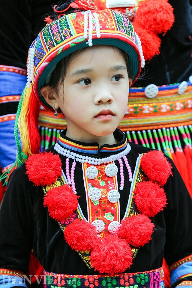 Ảnh đẹp trẻ em vùng cao: Hồn nhiên ánh mắt trong veo nụ cười - 12 Ảnh đẹp trẻ em vùng cao: Hồn nhiên ánh mắt trong veo nụ cười - 12