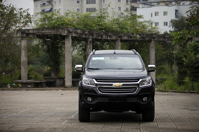 Ô tô thuế 0% từ Thái Lan liên tục về Việt Nam, thị trường vẫn không có xe giá rẻ - 1
Mẫu Chevrolet Trailblazer đang có lợi thế thông quan sớm trước các đối thủ Toyota Fortuner và Ford Everest. Tuy nhiên, các đơn hàng mới cũng phải sang tháng 7 mới có thể được nhận xe.
