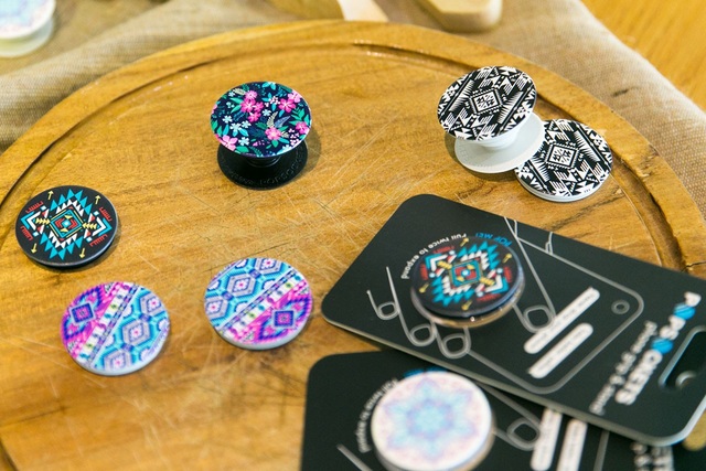 Phụ kiện bán chạy nhất trên Amazon về Việt Nam, giá từ 250 ngàn đồng - 2 PopSockets