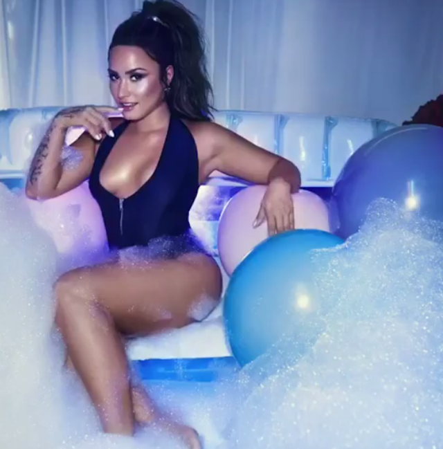 Những mỹ nhân gợi tình nhất thế giới - 16
Demi Lovato