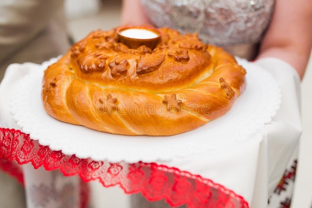Tại sao người Nga đón khách với bánh mì và muối? - 2 Tại sao người Nga đón khách với bánh mì và muối? - 2