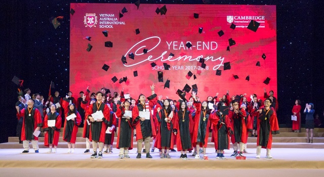 Gặp gỡ học sinh Việt Nam đạt 119/120 điểm TOEFL iBT - 4
VAS là nơi khởi đầu và đồng hành cùng rất nhiều em học sinh tài năng.