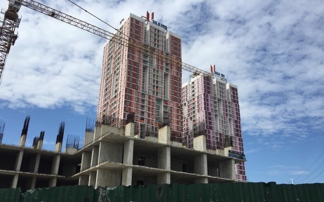 Liên tiếp xảy ra tranh chấp chung cư, chủ đầu tư "bội tín" đang tự loại mình khỏi thị trường! - 1 Bộ Xây dựng cho biết có 108 dự án xảy ra tranh chấp giữa chủ đầu tư với cư dân.