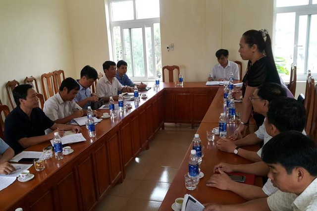 Chùa Hàn Sơn lâm nguy vì khai thác đá: Đình chỉ khai thác tại mỏ đá - 2 Đại diện lãnh đạo các sở, ban ngành của 2 tỉnh tổ chức hội nghị giải quyết vấn đề nêu trên.