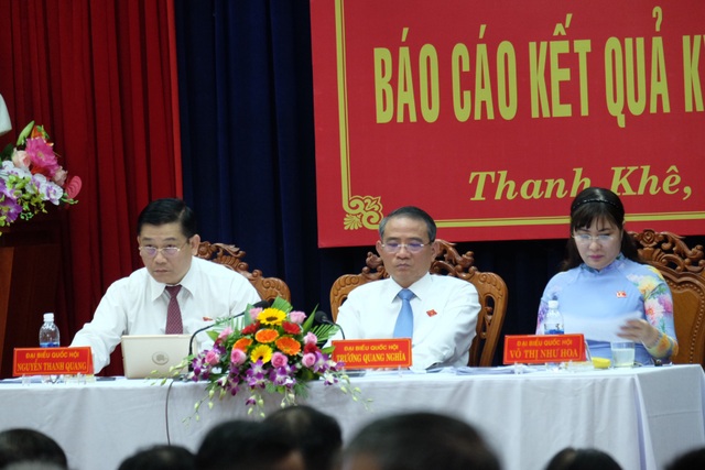 Cán bộ “dính chàm” trong vụ Vũ “nhôm” phải từ chức! - 1 Các ĐBQH TP Đà Nẵng tiếp xúc cử tri tại quận Thanh Khê sáng 21/6